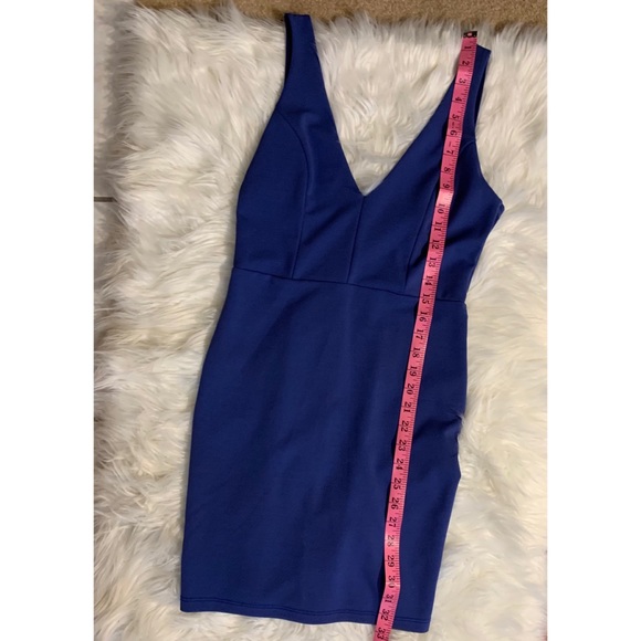 Solemio size medium Blue Mini V Neck Dress with low Cut Back on dress - Picture 5 of 10